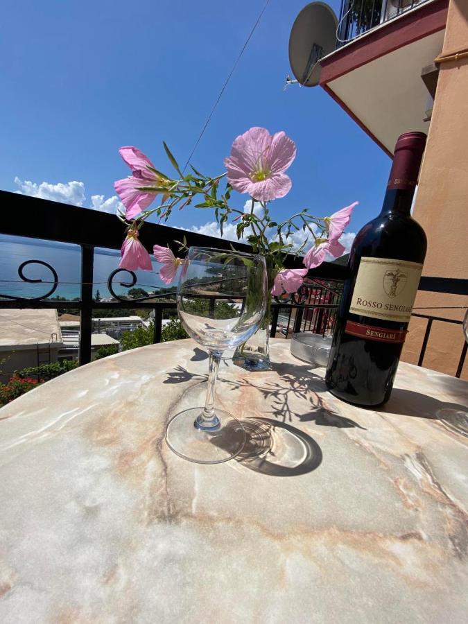 Vasiliki See View Apartments バルバティ エクステリア 写真