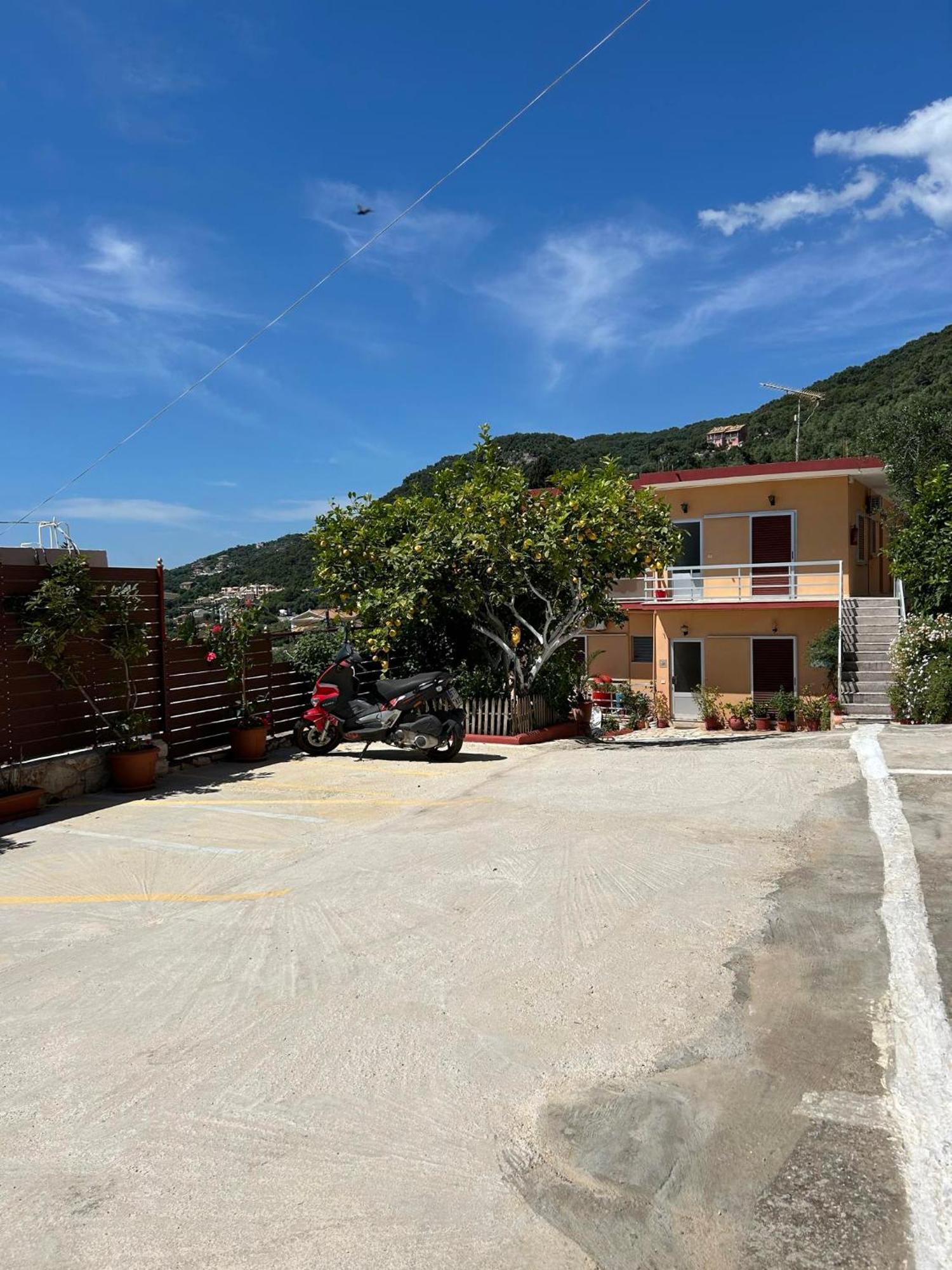 Vasiliki See View Apartments バルバティ エクステリア 写真